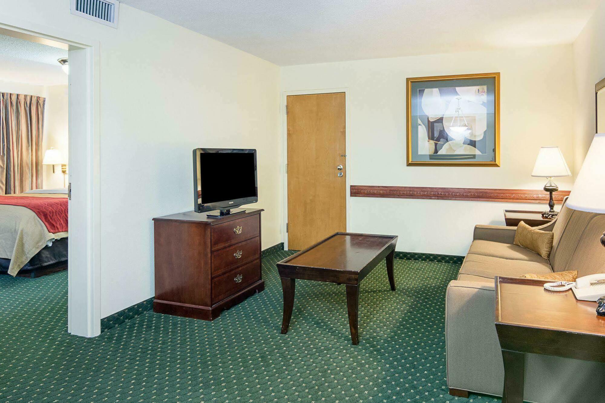 Inn Comfort - Richmond South 3*